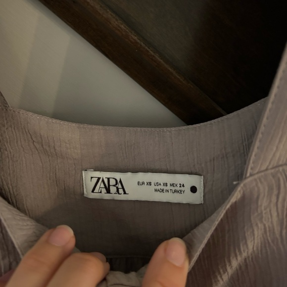 Blouse - Picture 2 of 2